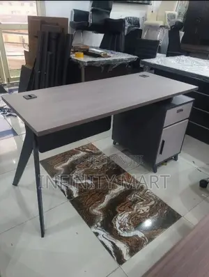 Executive Office Table (1.2 Meter).
