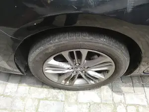 Toyota Camry 2016 Black