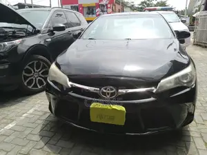 Toyota Camry 2016 Black