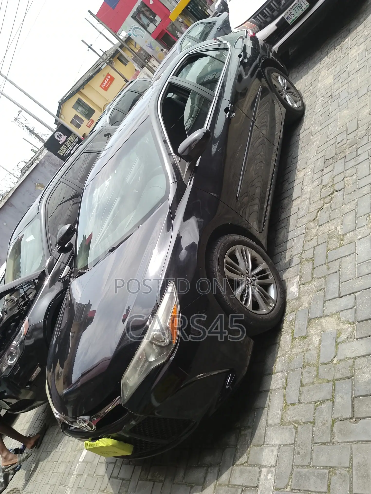 Toyota Camry 2016 Black