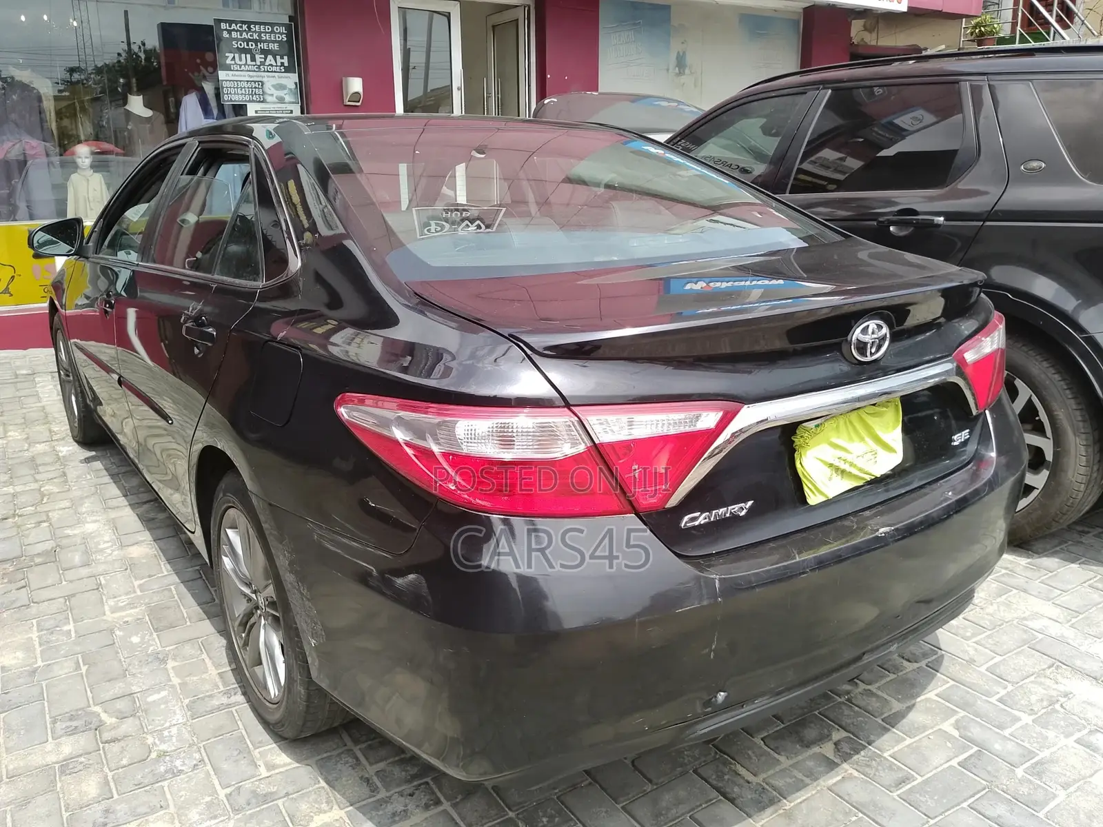 Toyota Camry 2016 Black
