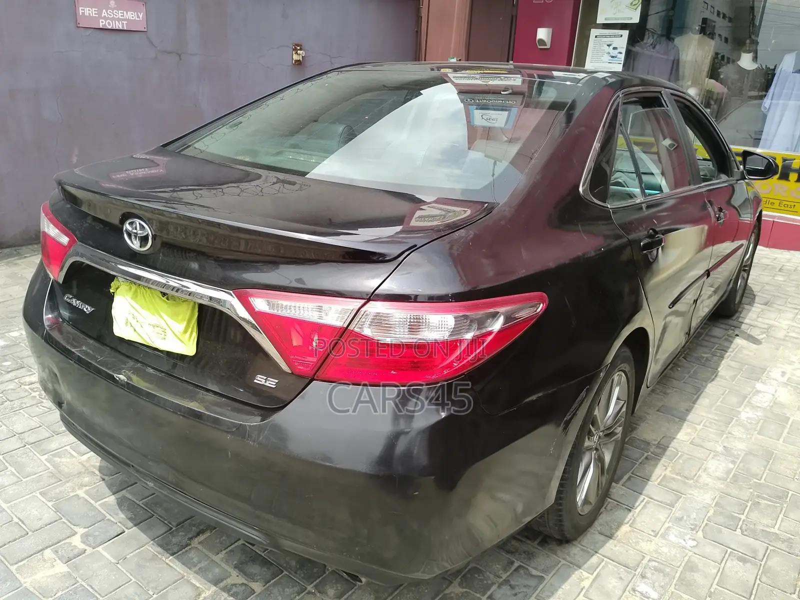 Toyota Camry 2016 Black
