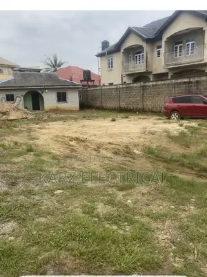 Halfplot of Land