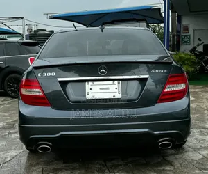 Mercedes-Benz C300 2014