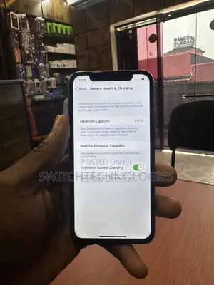 Apple iPhone X 64 GB White