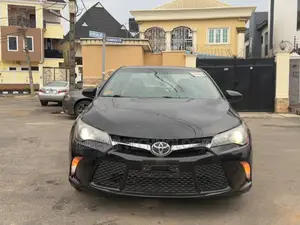Toyota Camry SE 4dr Sedan (2.5L 4cyl 6A) 2016 Black