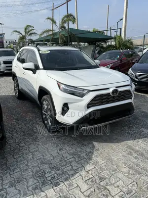 Toyota RAV4 2023 White
