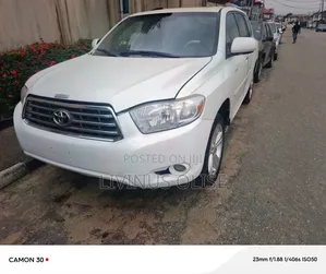 Toyota Highlander 2008 White