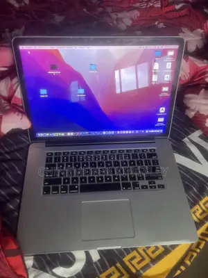 Laptop Apple MacBook Pro 2015 16GB Intel Core i7 SSD 512GB