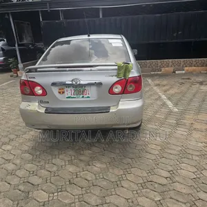 Toyota Corolla 2005 Silver