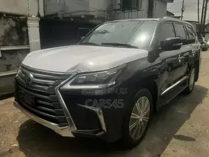 Lexus LX 2021 Black