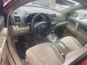 Toyota Highlander 2010 Red