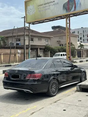 Mercedes-Benz E350 Base 4Matic Sedan AWD (3.5L 6cyl 7A) 2014 Black
