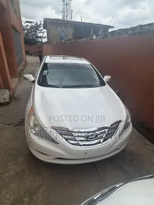 Hyundai Sonata GLS Sedan FWD (2.4L 4cyl 6A) 2012 White