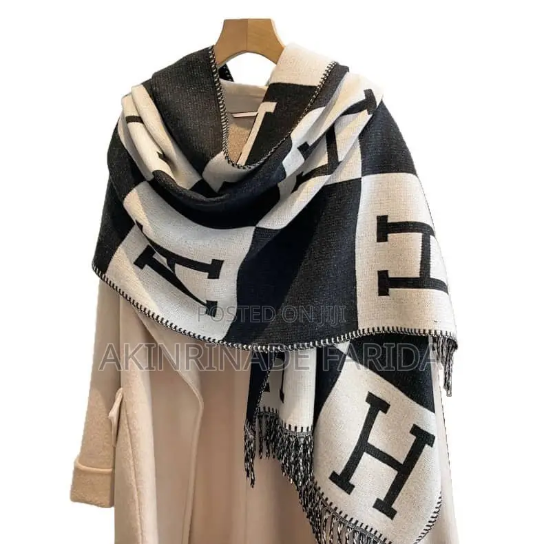 Thick Shawl