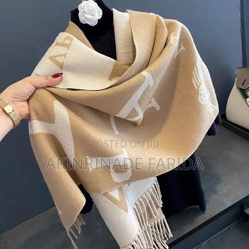 Thick Shawl