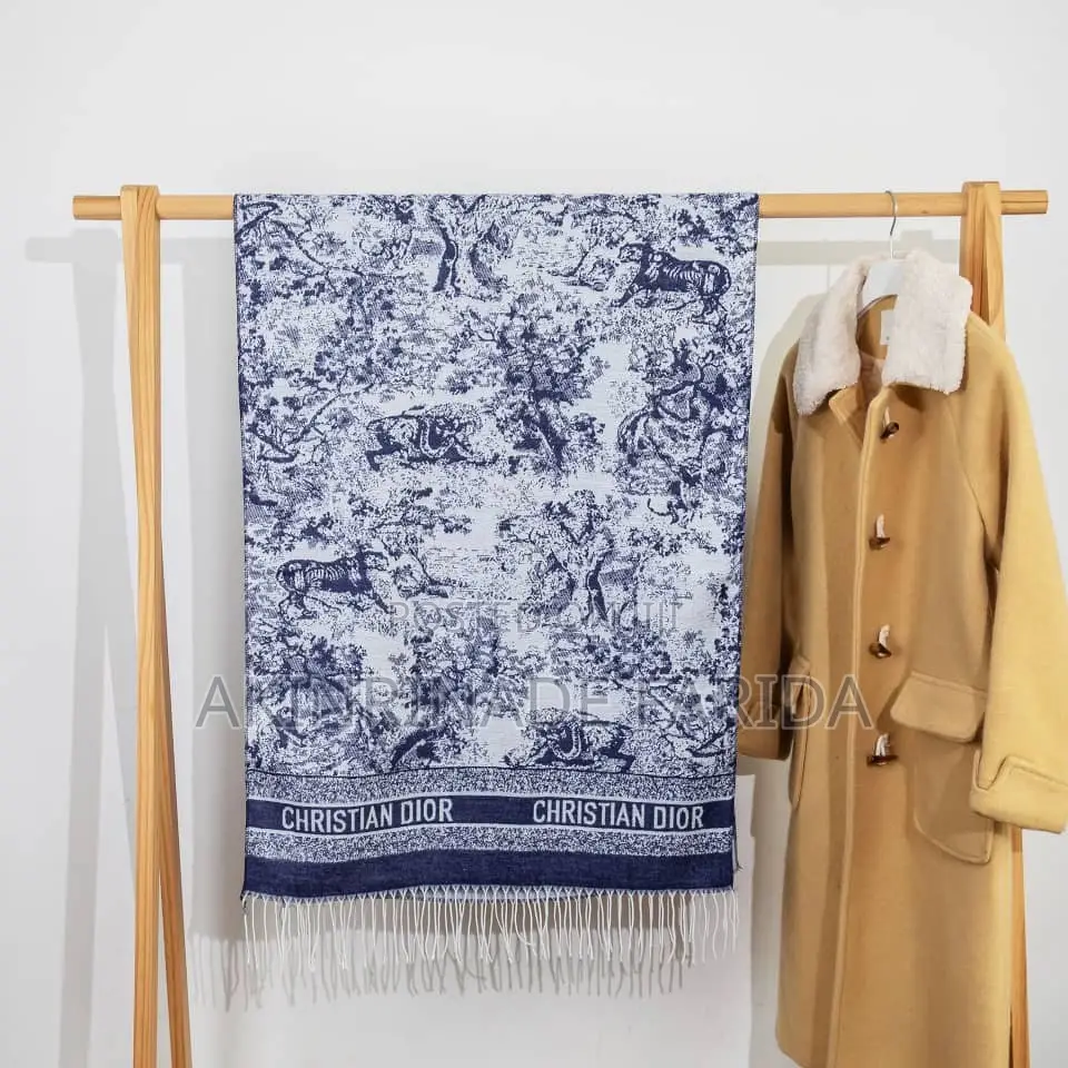 Thick Shawl