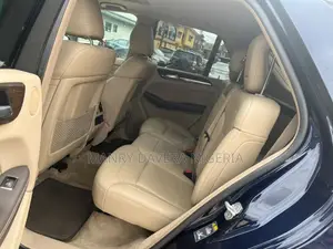 Mercedes-Benz M Class 2014 Blue