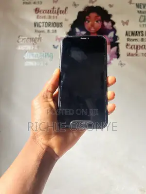 Apple iPhone XR 64 GB Black