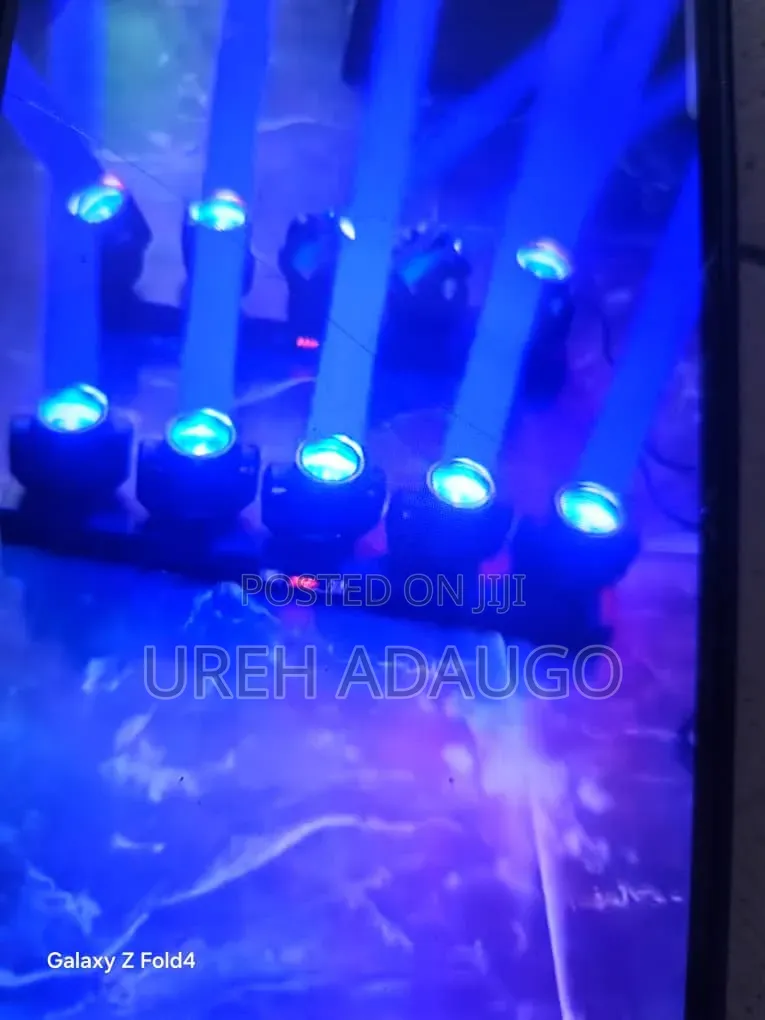 5 Moving Heads With Lesser
