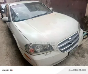 Nissan Maxima 2002 White