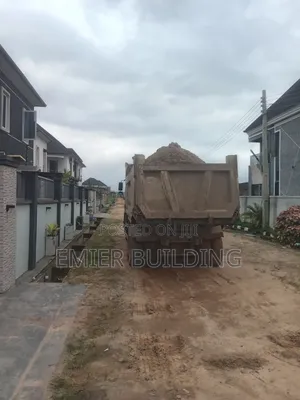 30 Tons of Sharp Sand