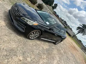 Hyundai Sonata Sport 4dr Sedan (2.4L 4cyl 6A) 2015 Black