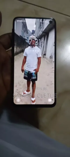 Samsung Galaxy S10e 128 GB Black
