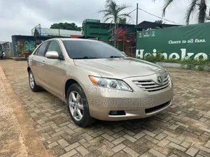 Toyota Camry 2008 Gold