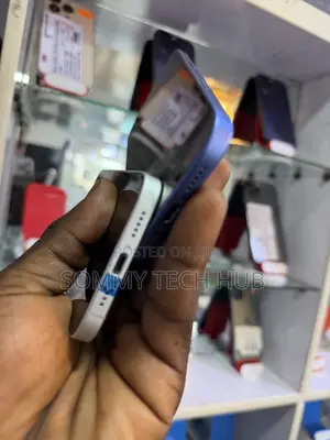 Apple iPhone 16 256 GB White