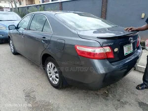 Toyota Camry 2.4 LE 2008 Gray
