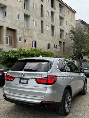 BMW X5 xDrive35i 4dr SUV AWD (3.0L 6cyl Turbo 8A) 2015 Silver