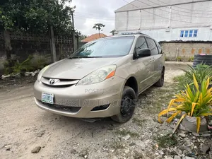 Toyota Sienna 2006 Silver