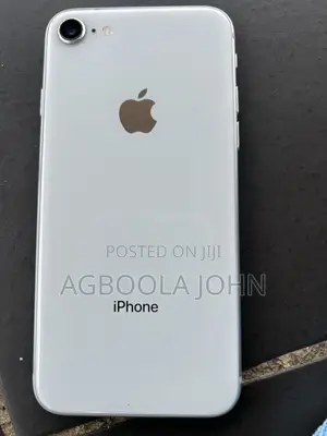 Apple iPhone 8 64 GB Silver