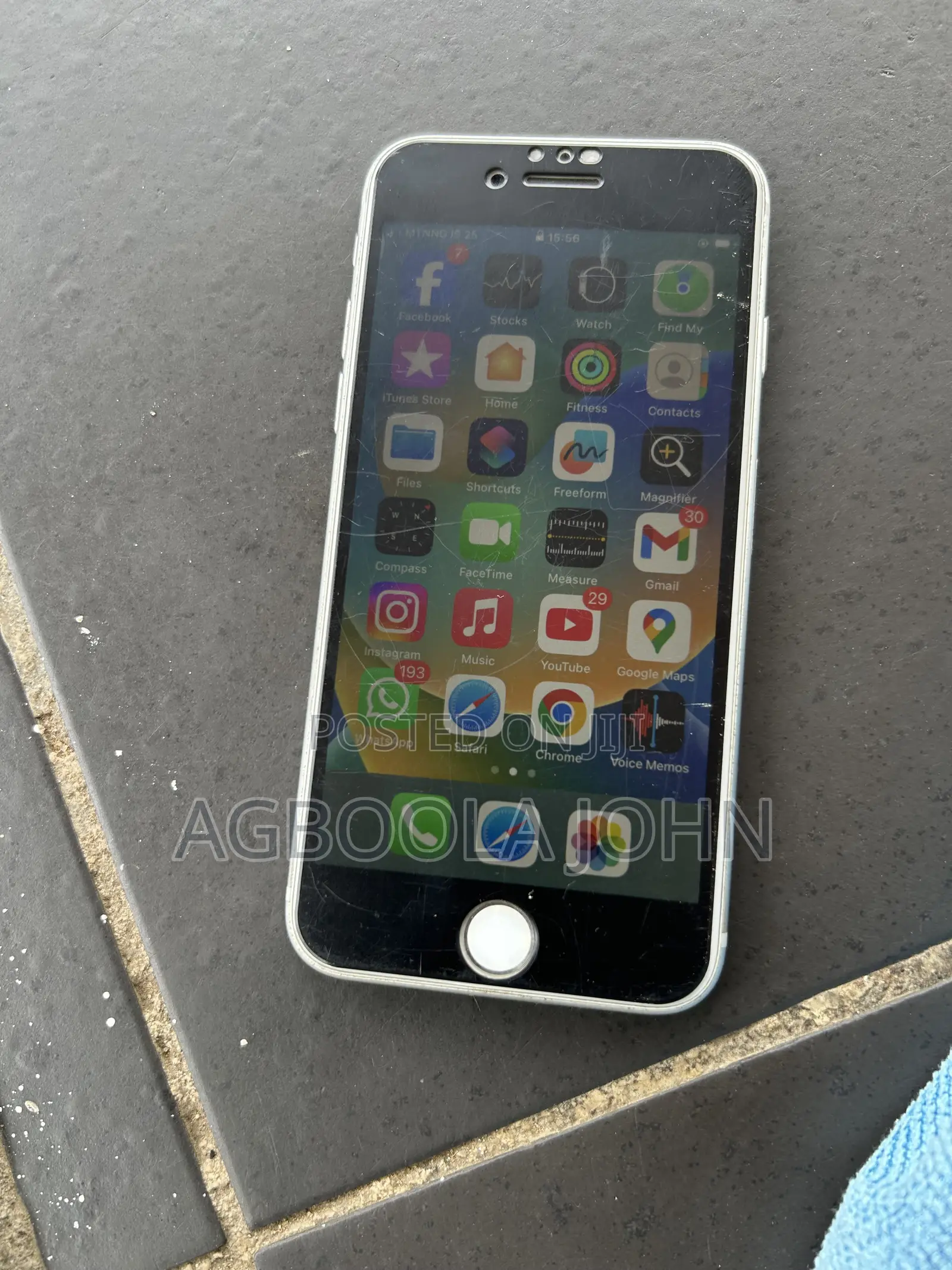 Apple iPhone 8 64 GB Silver