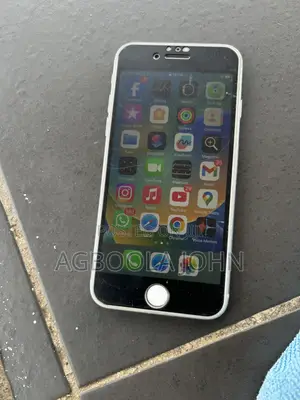 Apple iPhone 8 64 GB Silver