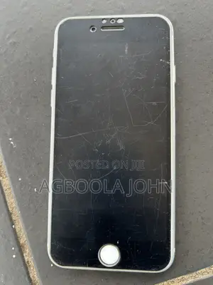 Apple iPhone 8 64 GB Silver