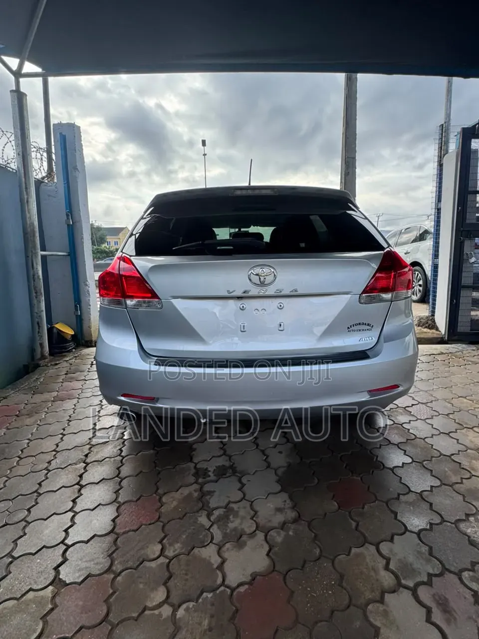Toyota Venza 2011 Silver