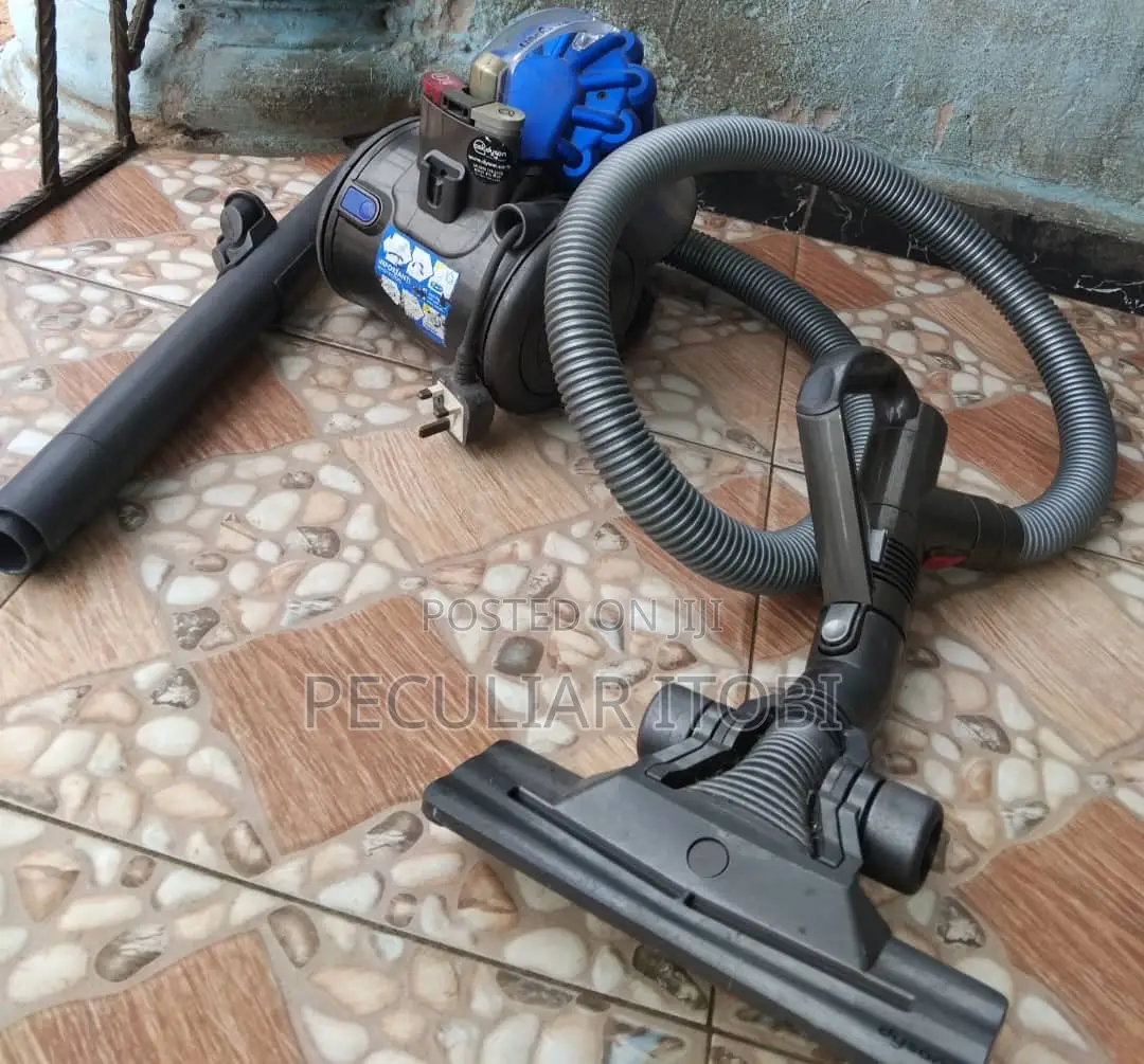 Vacuum Cleaner