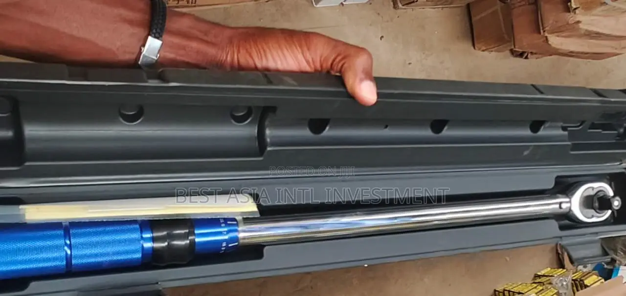 Heavy-Duty Adjustable Click-Type Torque Wrench