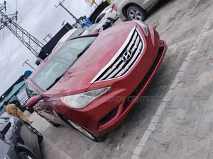 Hyundai Sonata 2011 Red