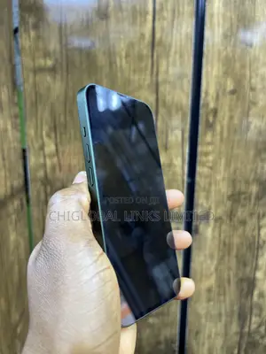 Apple iPhone 13 128 GB Green