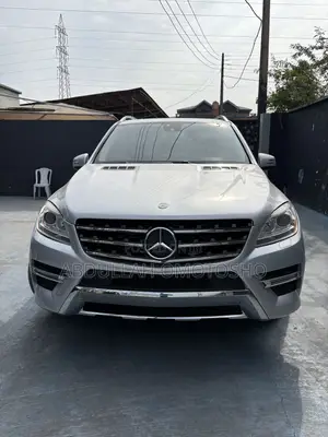 Mercedes-Benz M Class 2012 Silver