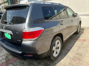 Toyota Highlander 2009 Gray