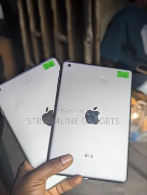 Apple iPad mini 2 32 GB Silver