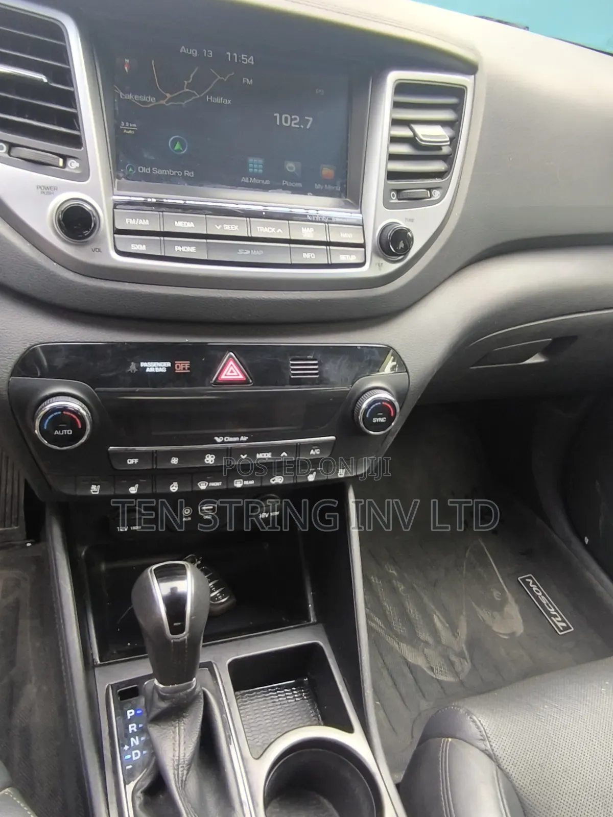 Hyundai Tucson 2017 Red