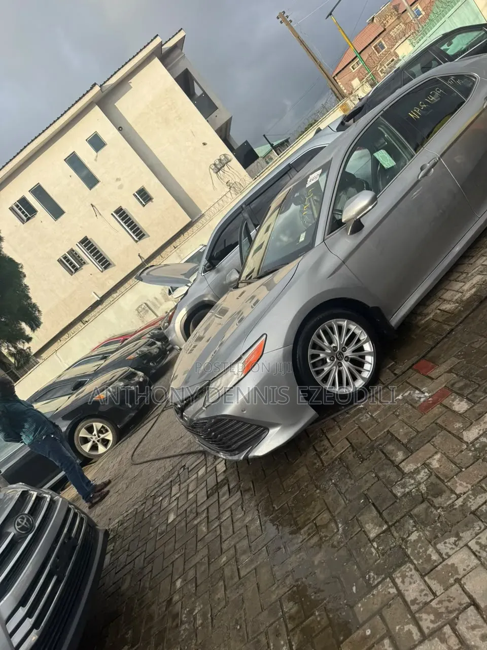 Toyota Camry 2018 Silver