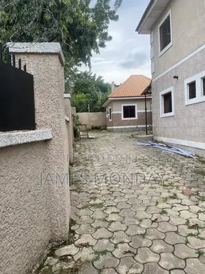 4bdrm Duplex in Private Residence, Garki 2 for rent