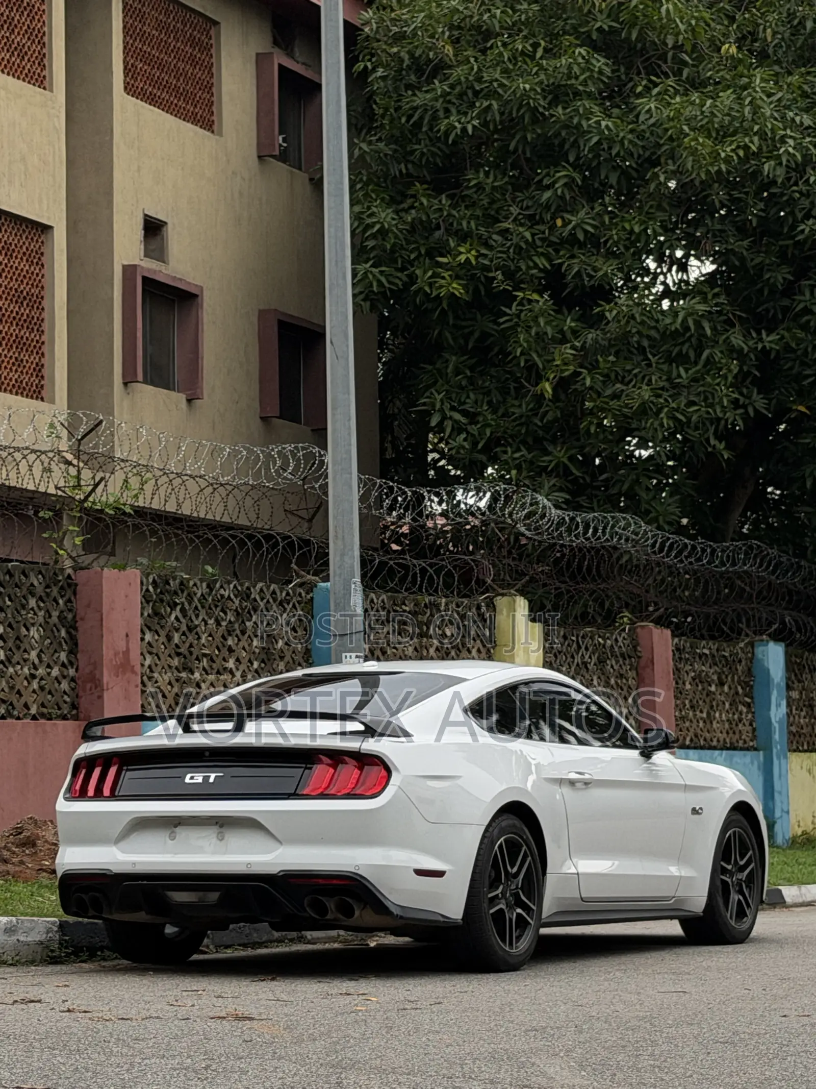 Ford Mustang GT Fastback 2019 White