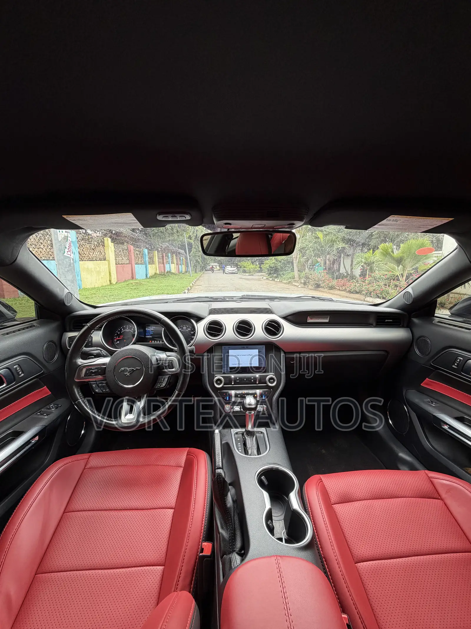 Ford Mustang GT Fastback 2019 White
